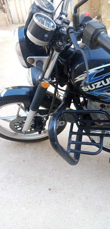 Suzuki 150 special edition 7