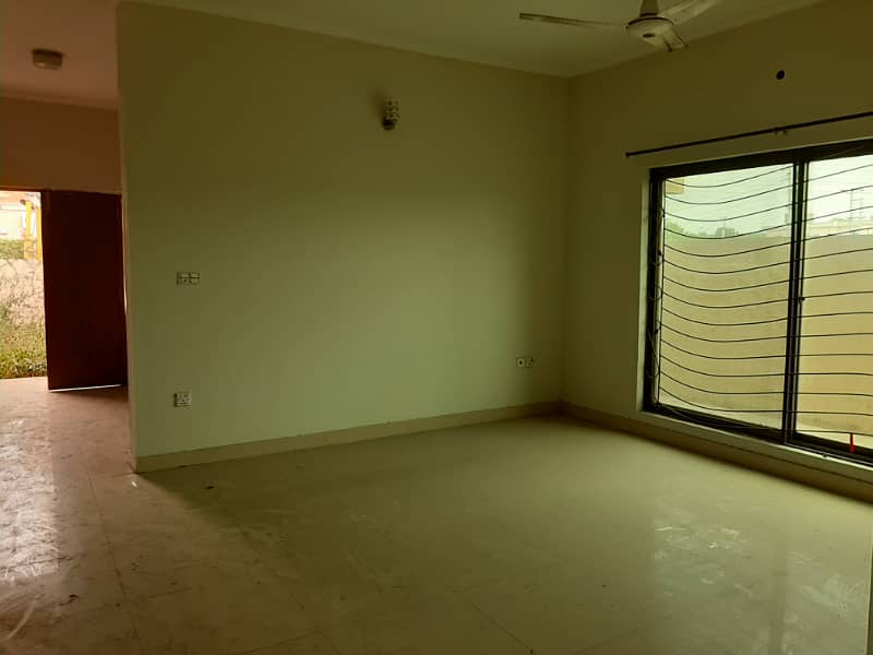 14 Marla House Of Paf Falcon Complex Near Kalma Chowk And Gulberg 3 Lahore Available For Rent 11