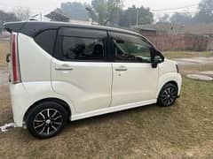 Daihatsu Move 2016