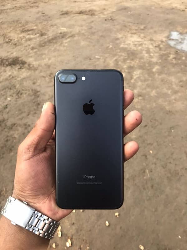 I phone 7 plus 32 gb 0