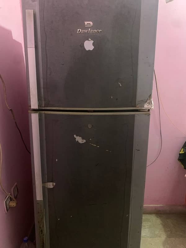 medium size refrigerator 0