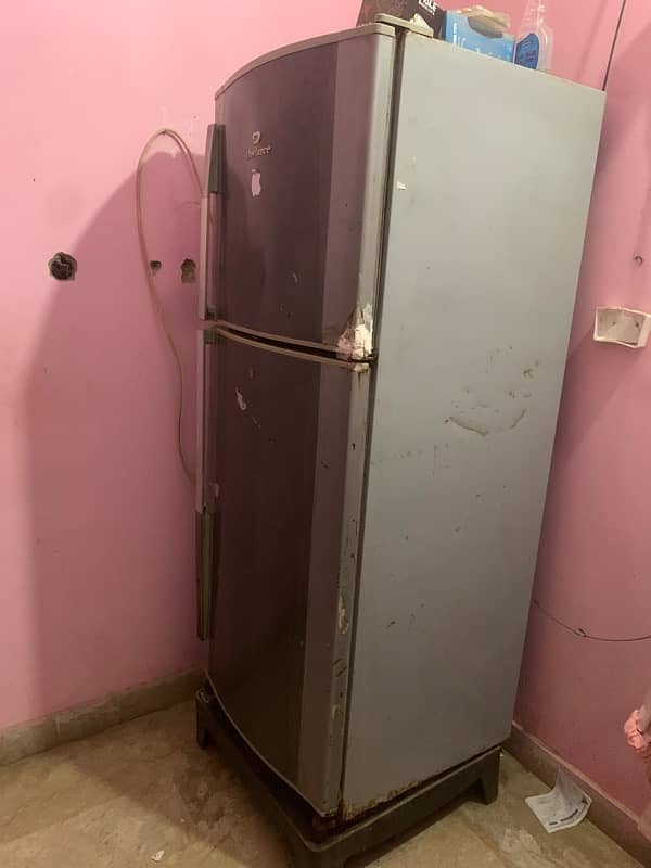 medium size refrigerator 1