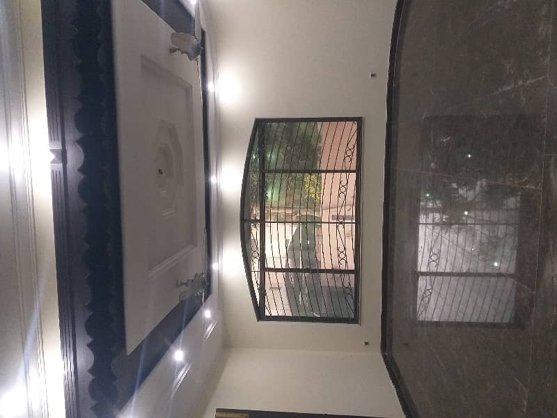 1 Kanal Full House Available For Rent In DHA Phase 5 D Block 17