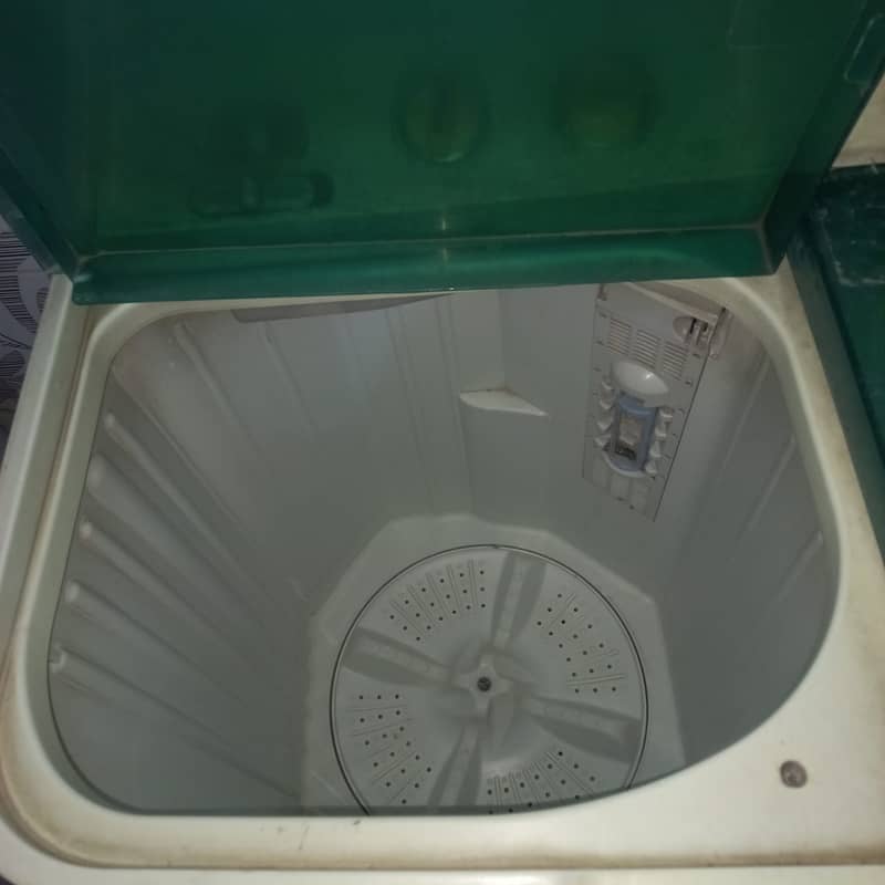 Haier brand Washing Mashine only good working condition 0