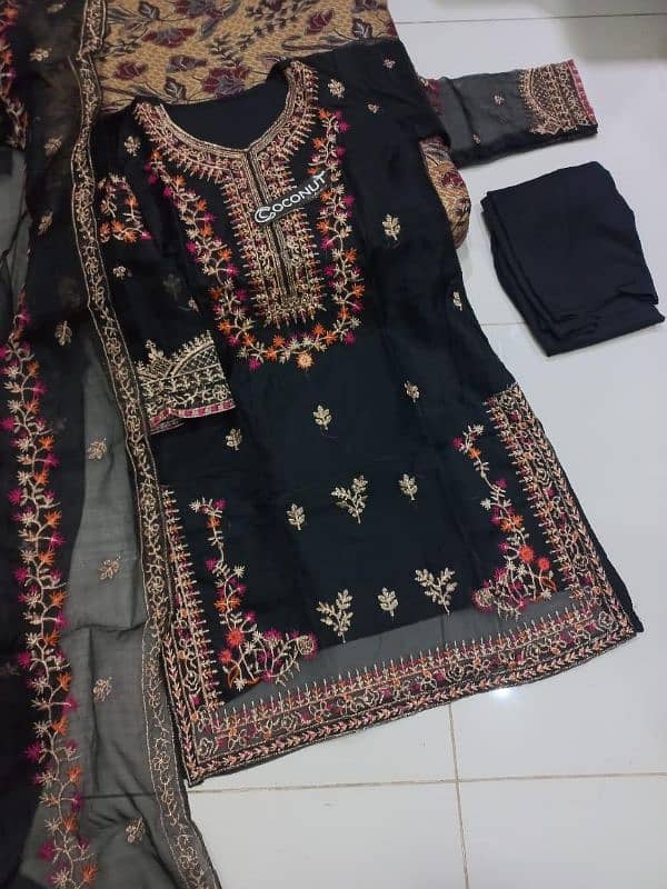 Black 3 pcs suit embroidered 1