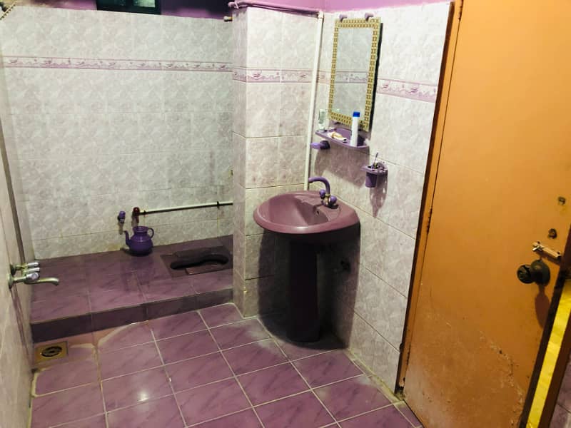 Sublease Portion for sale in nazimabad no3 9