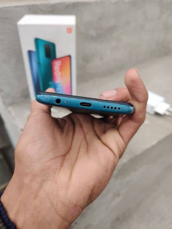 Redmi Note 9 with complete accessories 1