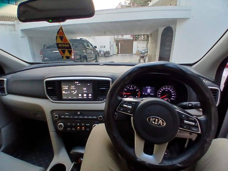 KIA Sportage 2021-2022 6