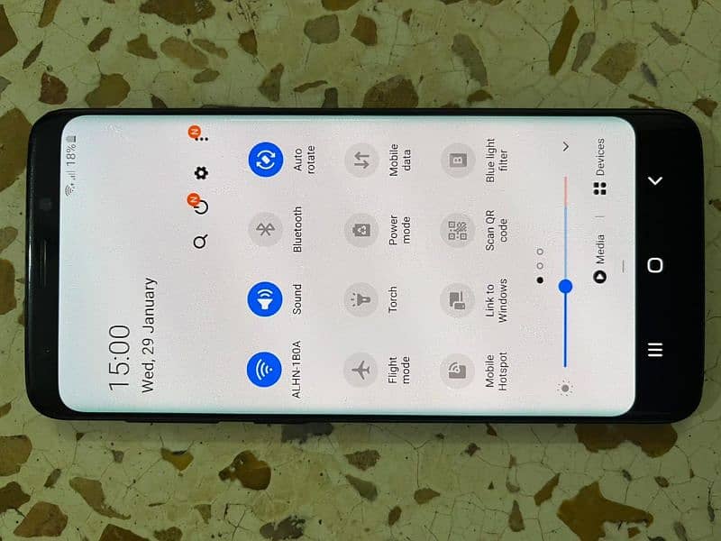 Samung Galaxy s9  Dual sim approved , neat and clean set 1