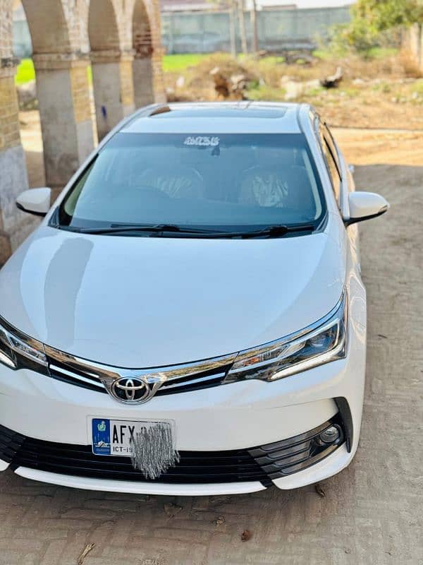 Toyota Altis Grande 2017 1