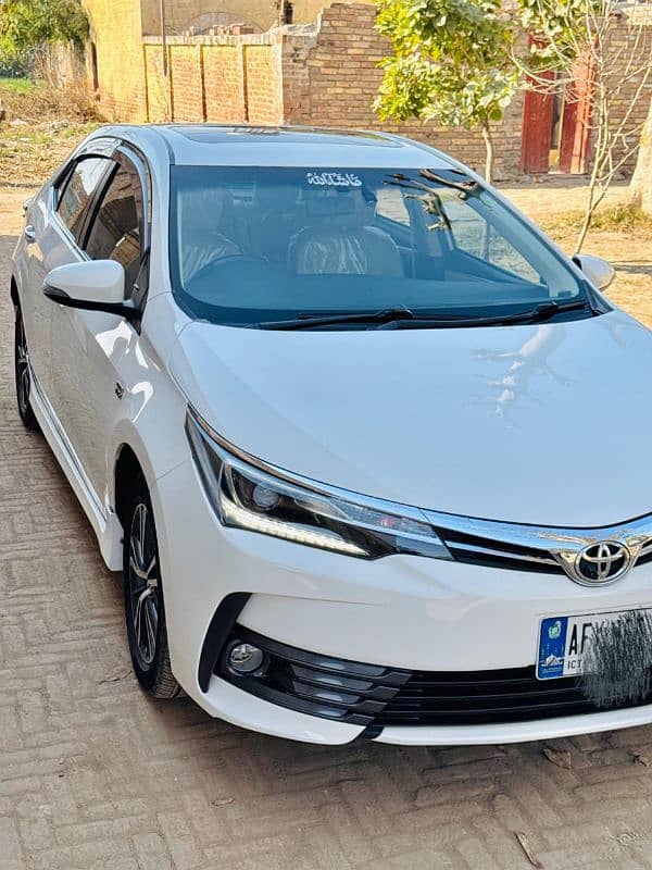 Toyota Altis Grande 2017 3