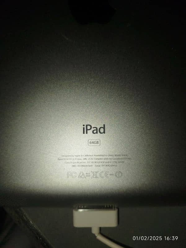 iPad 2 64 gb pta approved 5