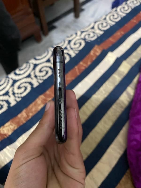 iphone 11 pro 64 gb Pta approved 3