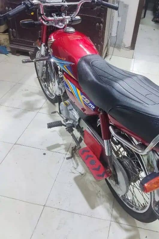 Honda CD70 motorcycle 2