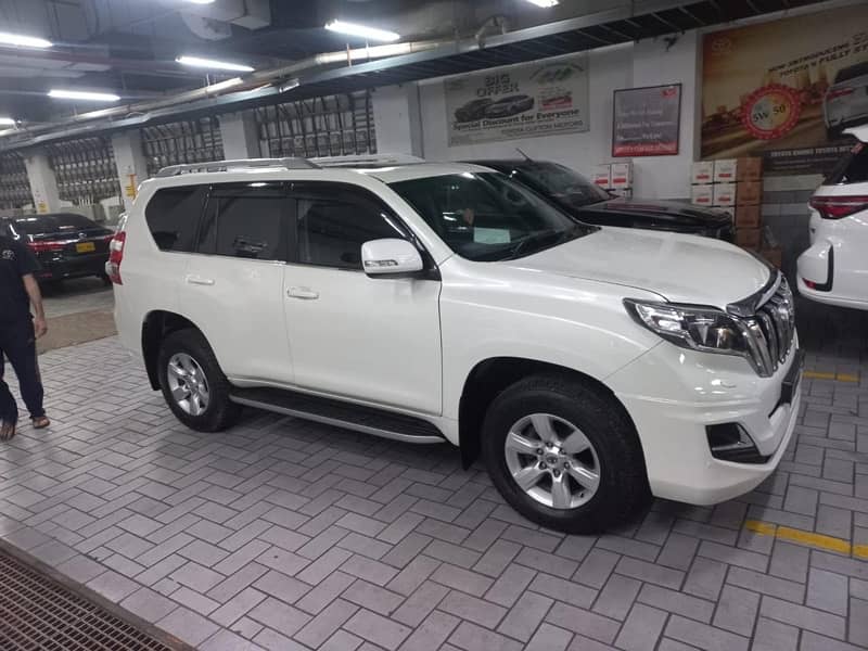 Toyota Prado 2016 1