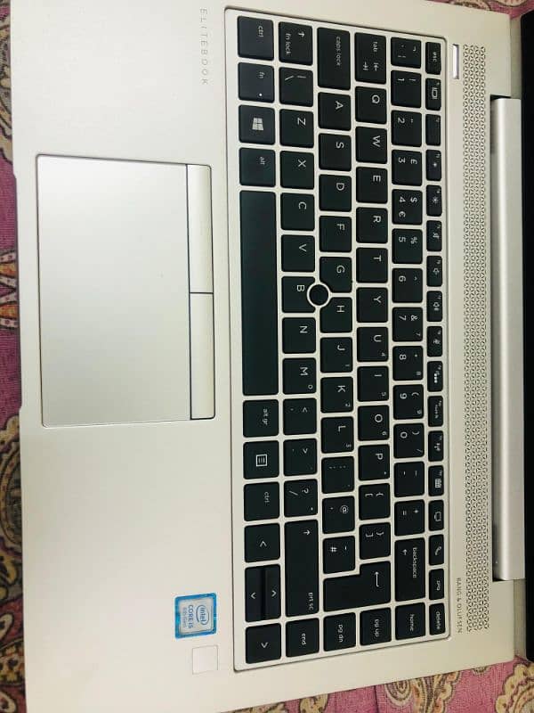 HP EliteBook 840 G5 1