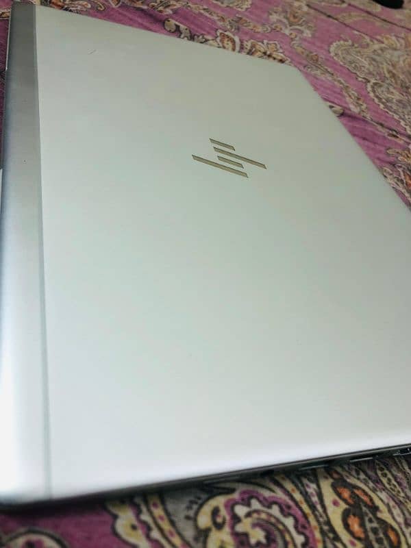 HP EliteBook 840 G5 4