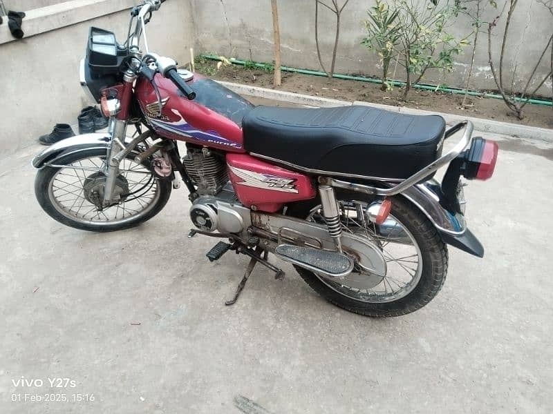 Honda 125 2006/2007 5