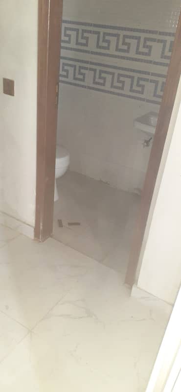 2 BED DD FLAT FOR RENT IN GULSHAN-E-IQBAL 13 D/2 6