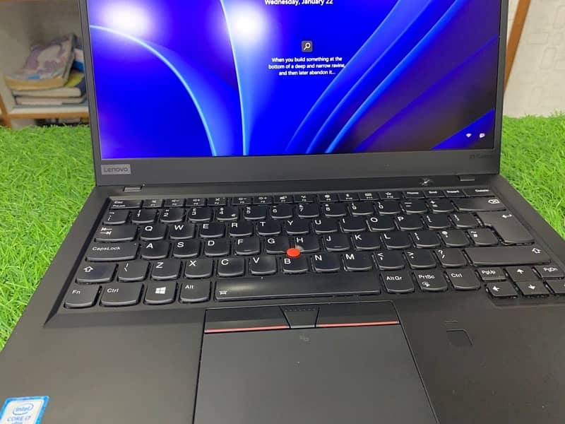 Lenovo Thinkpad X1 Carbon I7 8th GN Touch 6