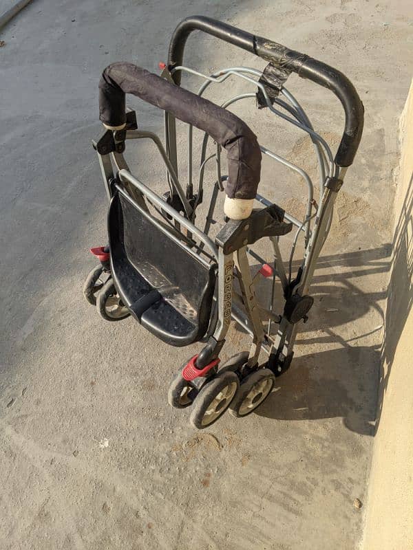 Pram for kids upto 7yo 13