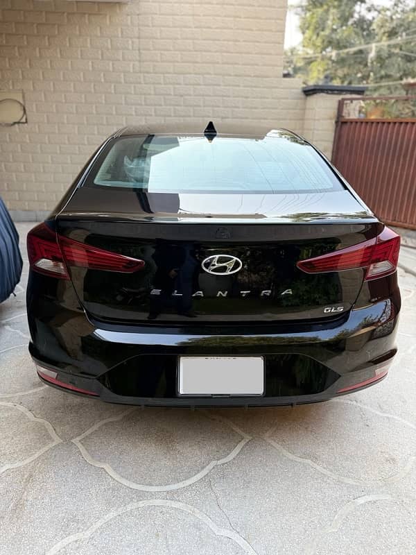 Hyundai Elantra GLS 2021 3