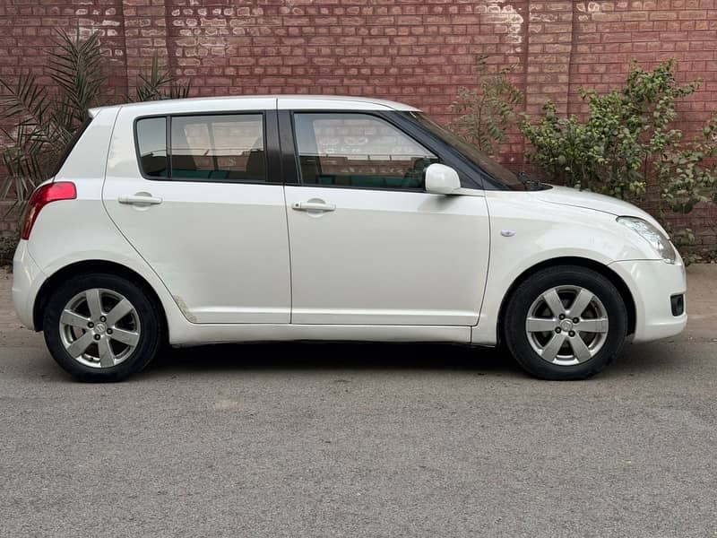 Suzuki Swift 2015 2