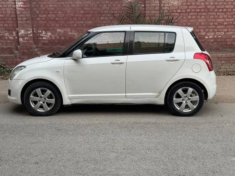 Suzuki Swift 2015 3