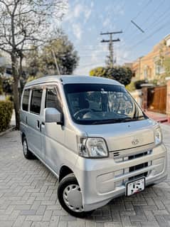 Daihatsu Hijet 2013