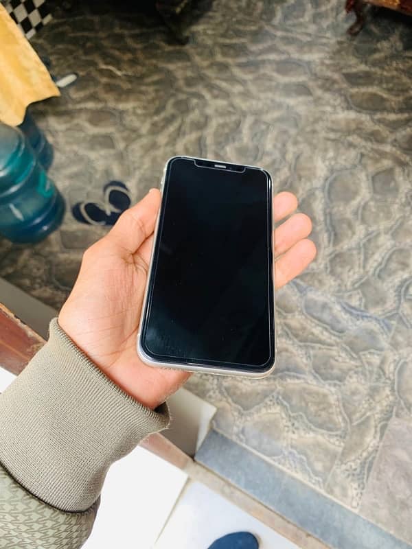 Iphone 11 64gb physical dual sim pta approved with box 2