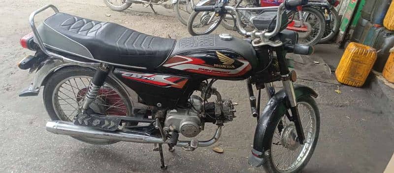 pak hero 2011 model for sale in good condition new tayar ke hay bick 2