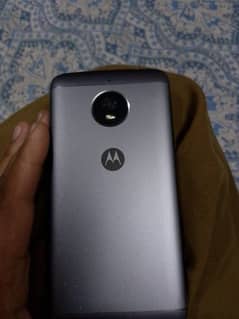 I want to urgent sale my Moto E4 plus in original with box charger