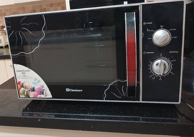 Dawlance microwave oven 1