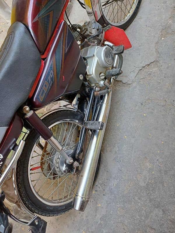 Honda CD 70 lush condition perfect bike 2