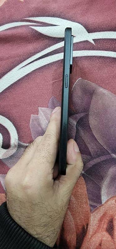 Oppo F21 Pro 4