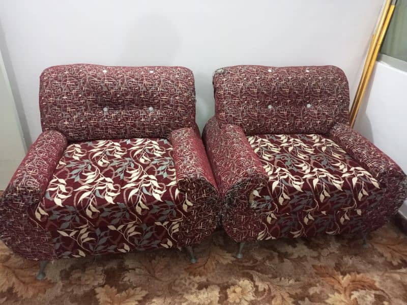 7-seater sofa 0