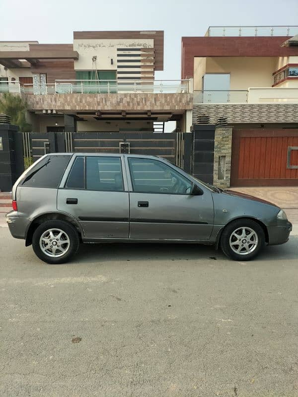 Suzuki Cultus VXL 2010 Power Steering/Windows 3