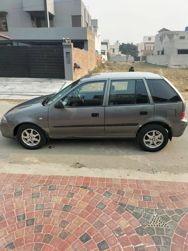 Suzuki Cultus VXL 2010 Power Steering/Windows 4