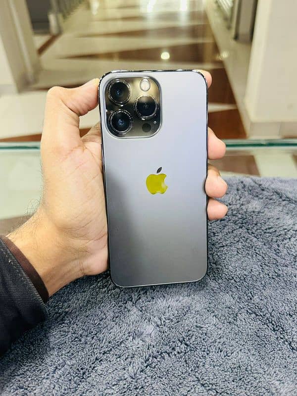 iPhone 13 pro 128gb pta approved 7