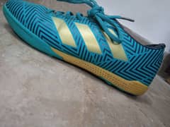 Addidas Football shoes 10 inches size for 10 year old boys