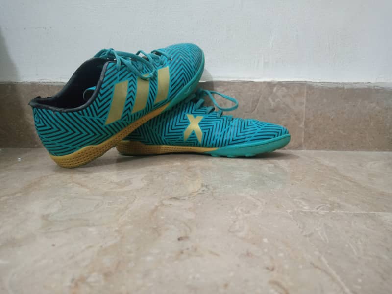 Addidas Football shoes 10 inches size for 10 year old boys 2