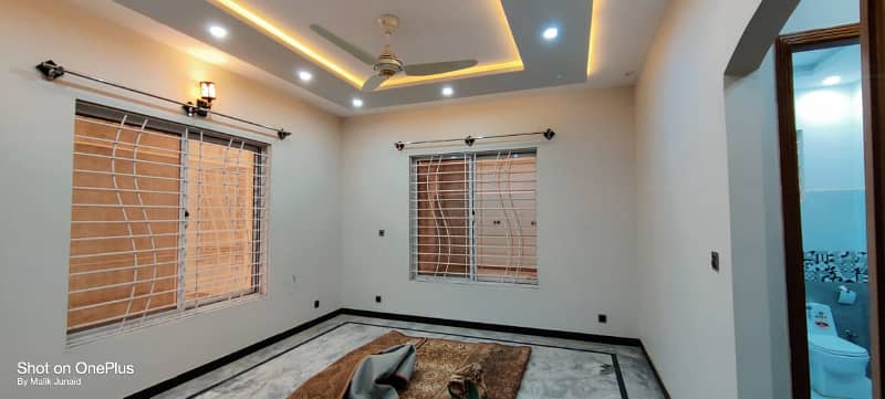 1 kanal beautiful Open basement available for rent in F15 5