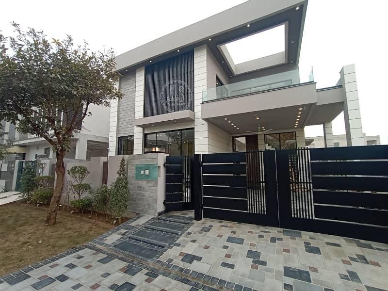 10 Marla Like A Brand New Most BeautiFull Luxury Modern Design House Available For Rent In DHA Phase 5 Good Location 0