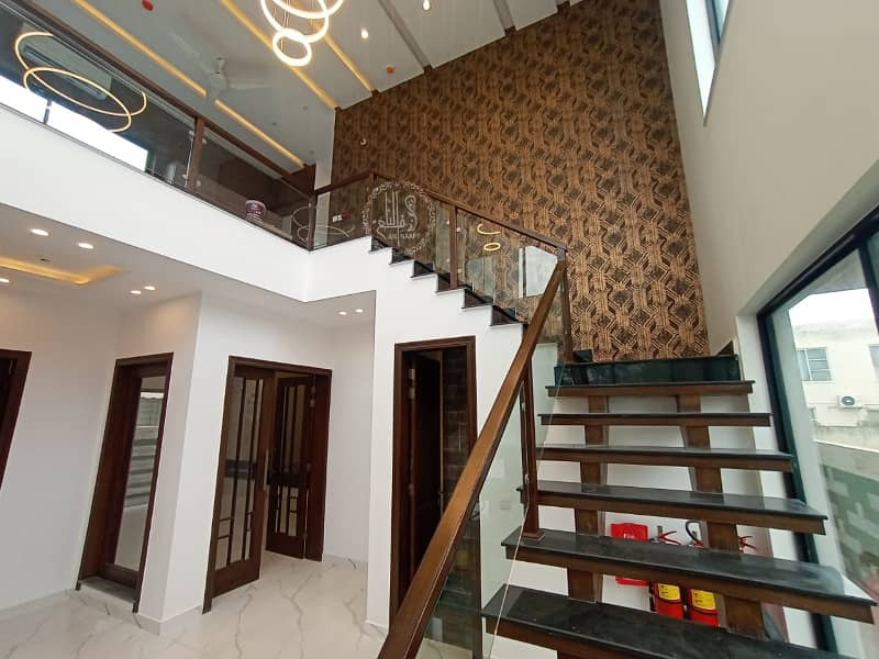 10 Marla Like A Brand New Most BeautiFull Luxury Modern Design House Available For Rent In DHA Phase 5 Good Location 14