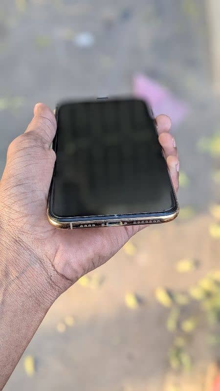 iphone xs max 64gb all okay 7