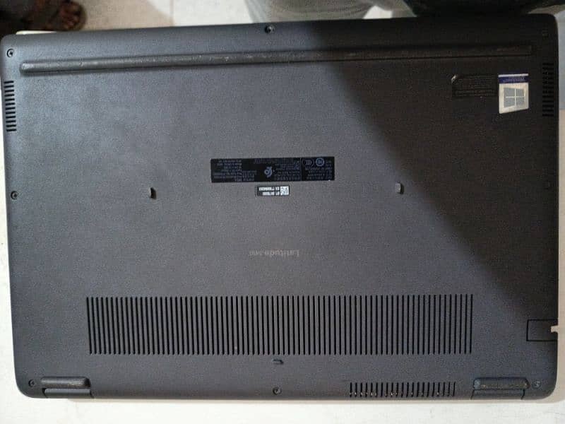 Dell latitude i5 10 Generation with 2GB Graphic Card DDR5 4