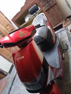 Eveon Electric scooty 2025