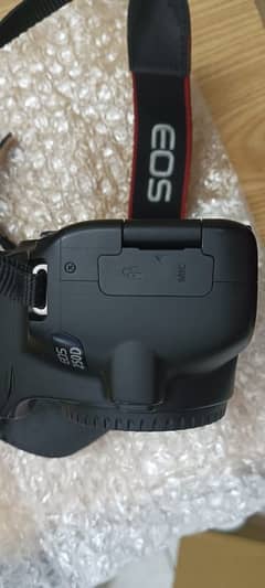 Canon 250D DSLR Camera with 18-55mm