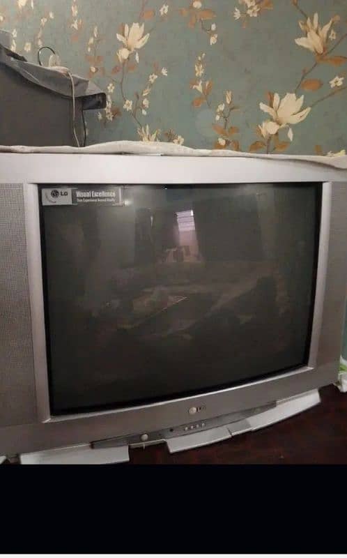 LG TV Good Condition 1