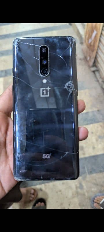 one plus 8 black glass damage urgent sale no exchange 1